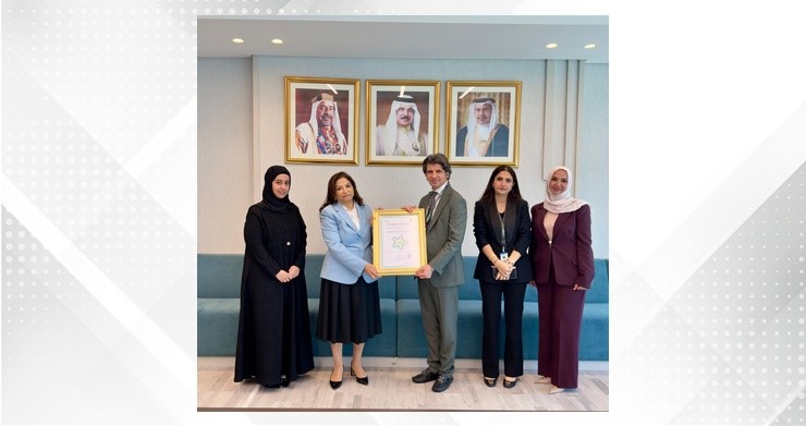 NHRA presents national accreditation certificates to accredited healthcare institutions